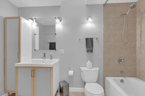 106 North Kenilworth Avenue Mount Prospect IL 60056