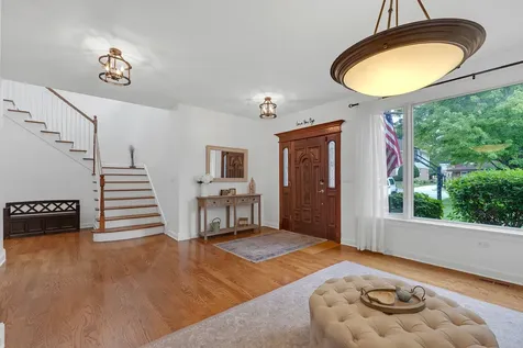 106 North Kenilworth Avenue Mount Prospect IL 60056