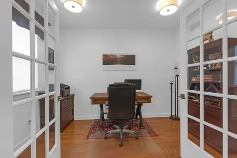 106 North Kenilworth Avenue Mount Prospect IL 60056
