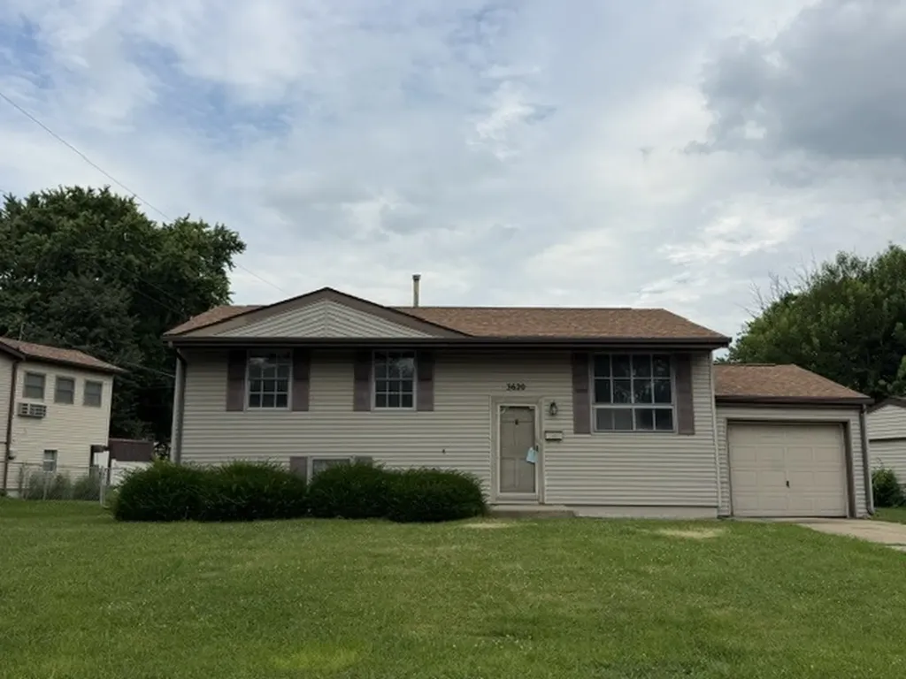 3620 Hummingbird Drive Decatur IL 62526