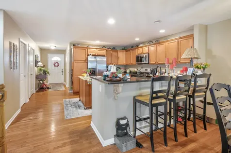 823 Karen Drive Hampshire IL 60140