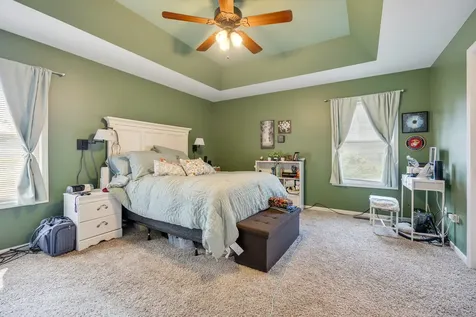 823 Karen Drive Hampshire IL 60140
