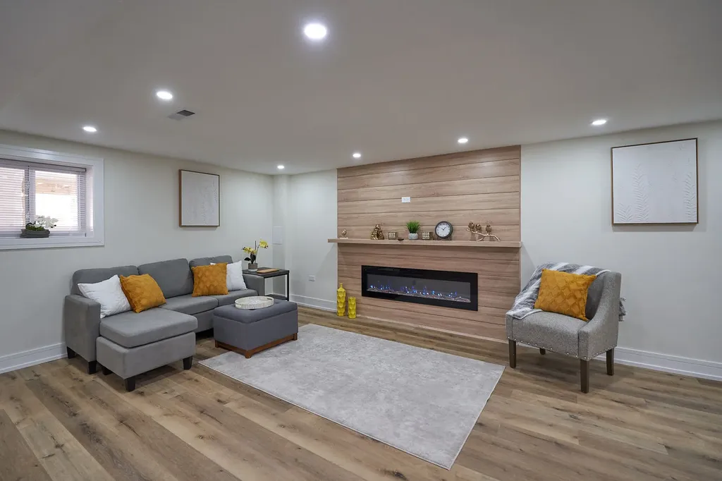 1039 West 97 Street Chicago IL 60643