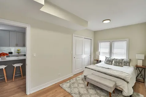 1039 West 97 Street Chicago IL 60643