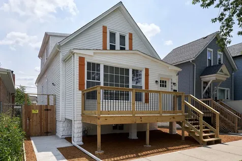 1039 West 97 Street Chicago IL 60643