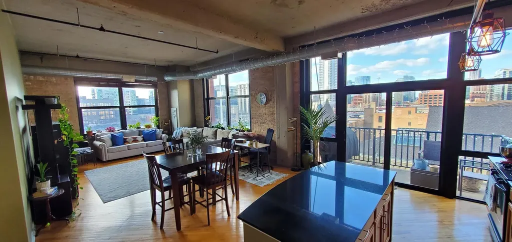 210 South Desplaines Street Chicago IL 60661
