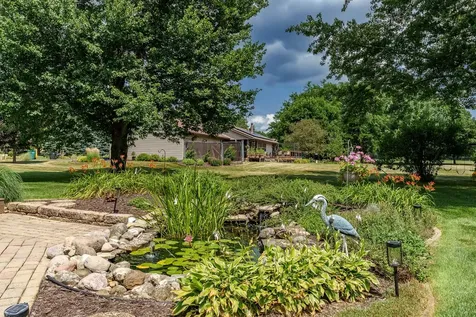 6053 Southdown Lane Roscoe IL 61073