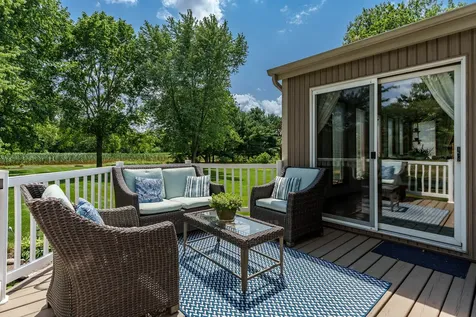 6053 Southdown Lane Roscoe IL 61073