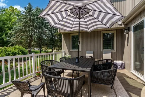 6053 Southdown Lane Roscoe IL 61073