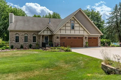 6053 Southdown Lane Roscoe IL 61073