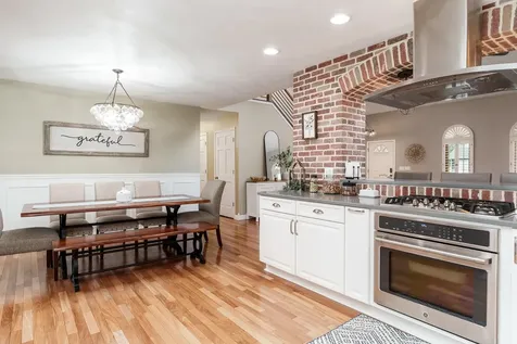 6053 Southdown Lane Roscoe IL 61073
