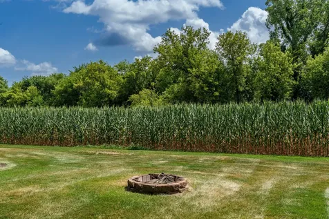 6053 Southdown Lane Roscoe IL 61073