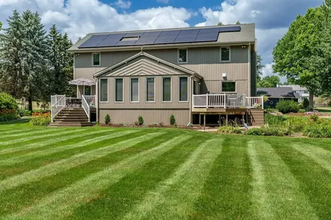 6053 Southdown Lane Roscoe IL 61073