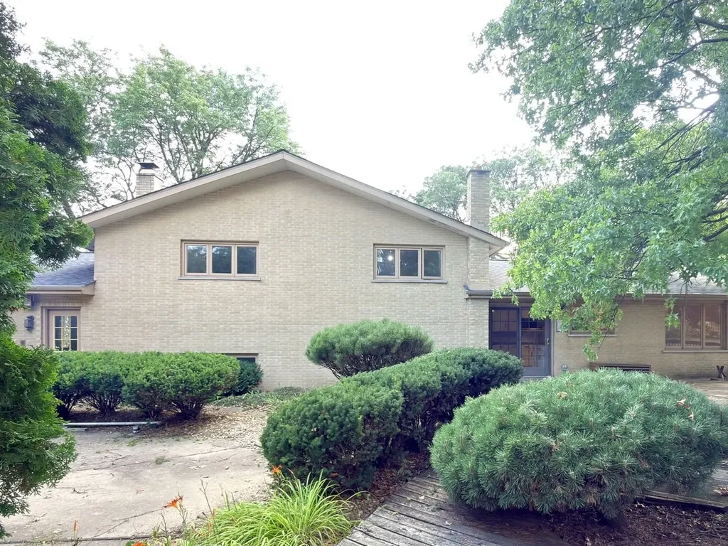7826 Dunham Road Downers Grove IL 60516