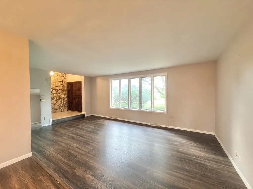7826 Dunham Road Downers Grove IL 60516