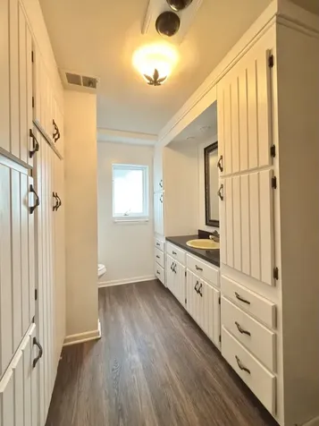 7826 Dunham Road Downers Grove IL 60516