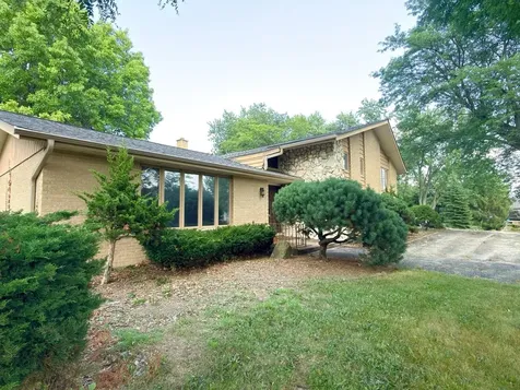 7826 Dunham Road Downers Grove IL 60516