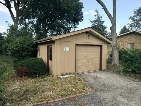 7826 Dunham Road Downers Grove IL 60516