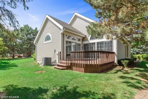 1908 North Evergreen Avenue Arlington Heights IL 60004