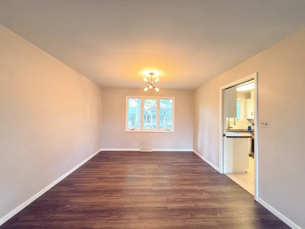 7826 Dunham Road Downers Grove IL 60516