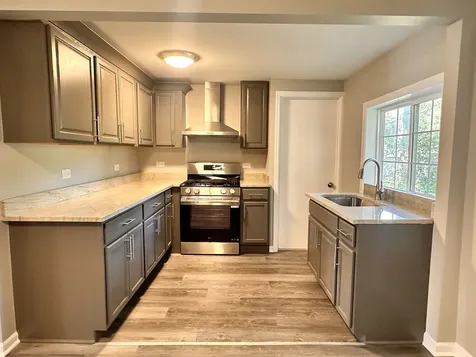 305 South Sterling Street Streator IL 61364