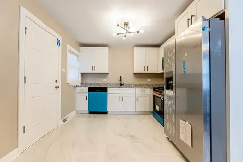 1420 East 15th Street Ford Heights IL 60411