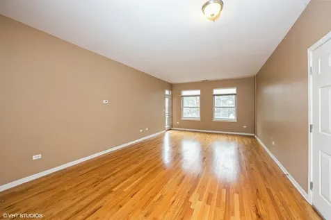 758 West 15th Street Chicago IL 60607
