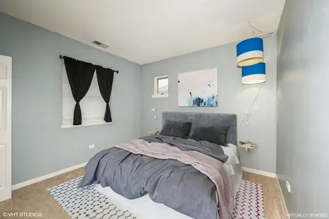 758 West 15th Street Chicago IL 60607