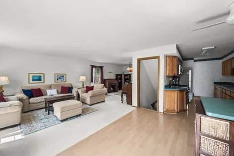 1566 North Windsor Drive Arlington Heights IL 60004