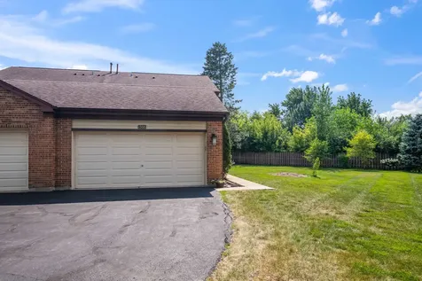 1566 North Windsor Drive Arlington Heights IL 60004