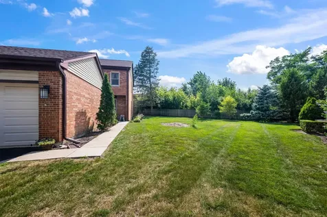 1566 North Windsor Drive Arlington Heights IL 60004