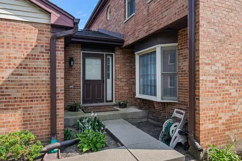1566 North Windsor Drive Arlington Heights IL 60004
