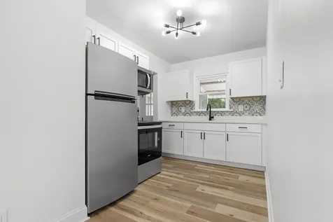 1719 Carney Avenue Rockford IL 61103