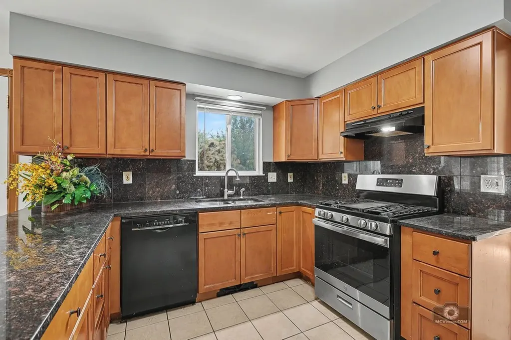 21221 Chastworth Lane Plainfield IL 60544