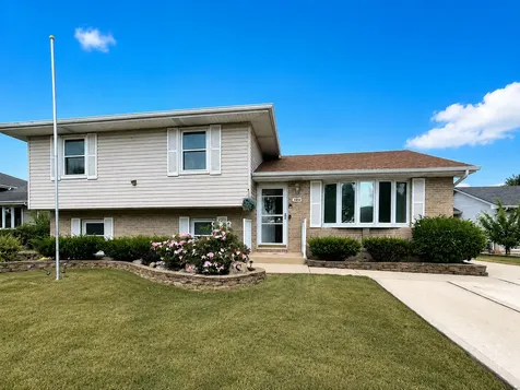 1414 Howland Drive Joliet IL 60431