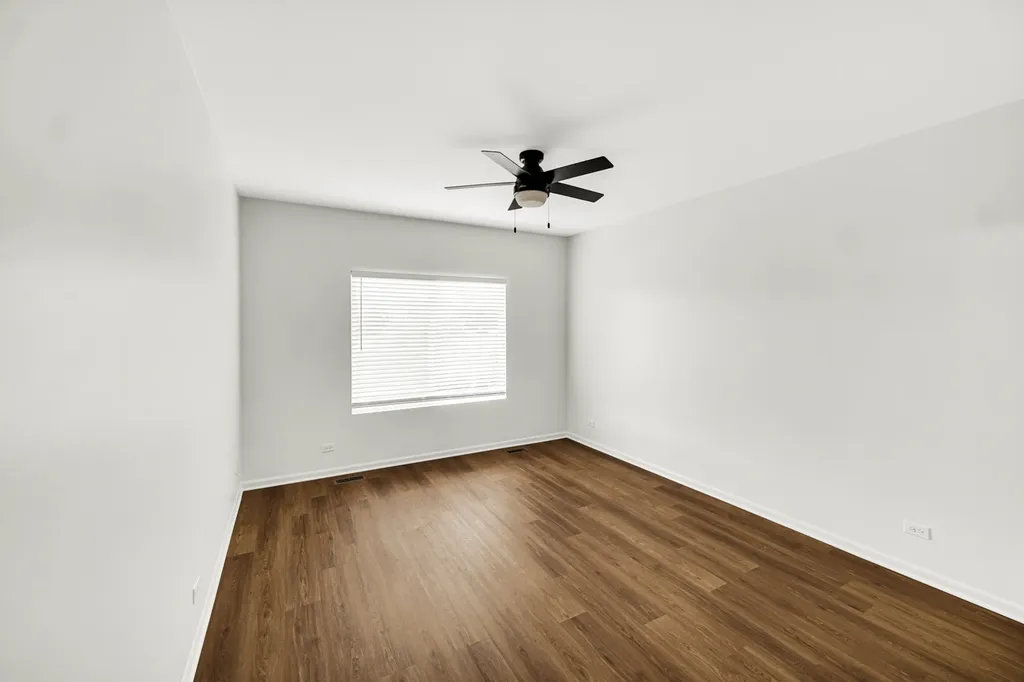 2325 Summerlin Drive Aurora IL 60503