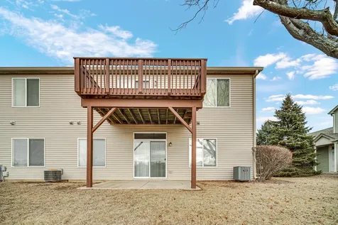 2325 Summerlin Drive Aurora IL 60503