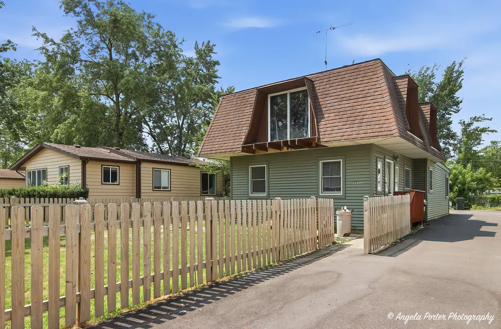42680 North Lake Drive Antioch IL 60002