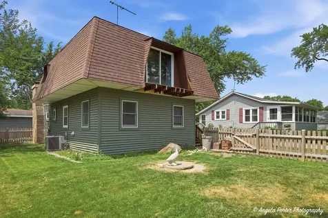 42680 North Lake Drive Antioch IL 60002