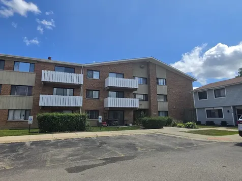 2000 Bayside Drive Palatine IL 60074