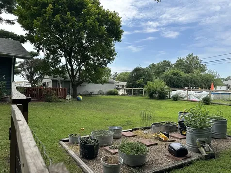 320 East Lincoln Avenue Watseka IL 60970