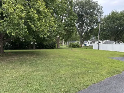 320 East Lincoln Avenue Watseka IL 60970