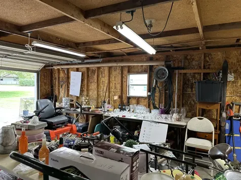 320 East Lincoln Avenue Watseka IL 60970