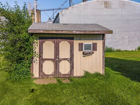 13223 North 2760 Road Forrest IL 61741