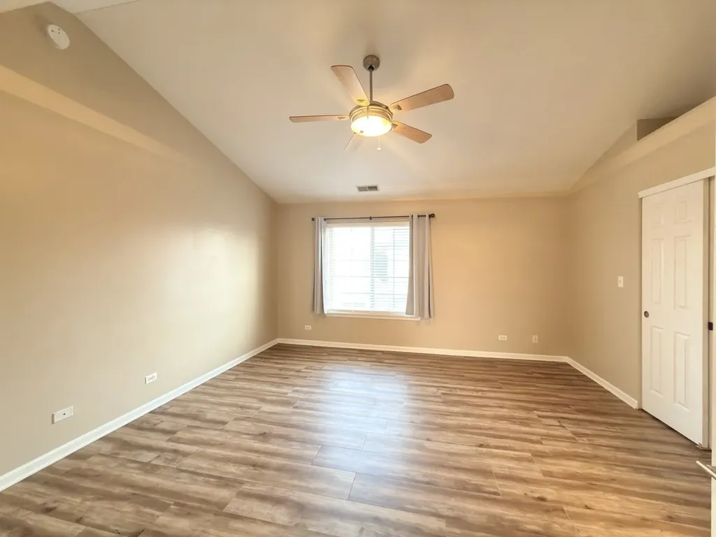 2263 Daybreak Drive Aurora IL 60503