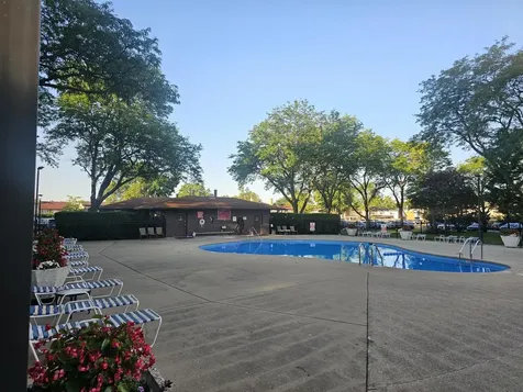 9001 Golf Road Des Plaines IL 60016