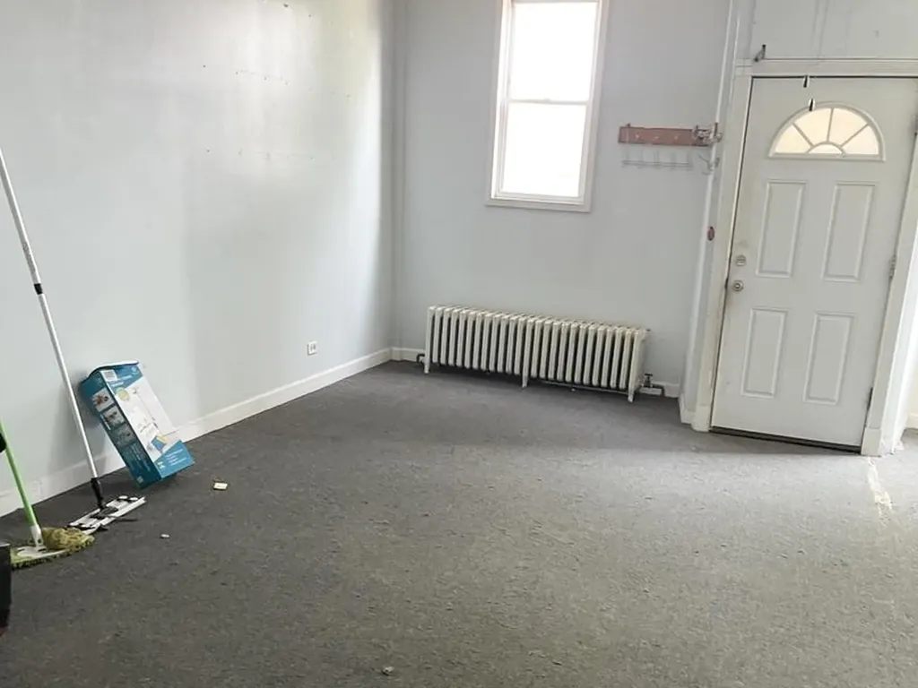 4846 West Gunnison Street Chicago IL 60630