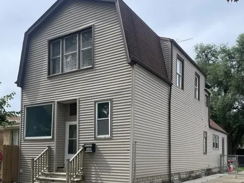 4846 West Gunnison Street Chicago IL 60630