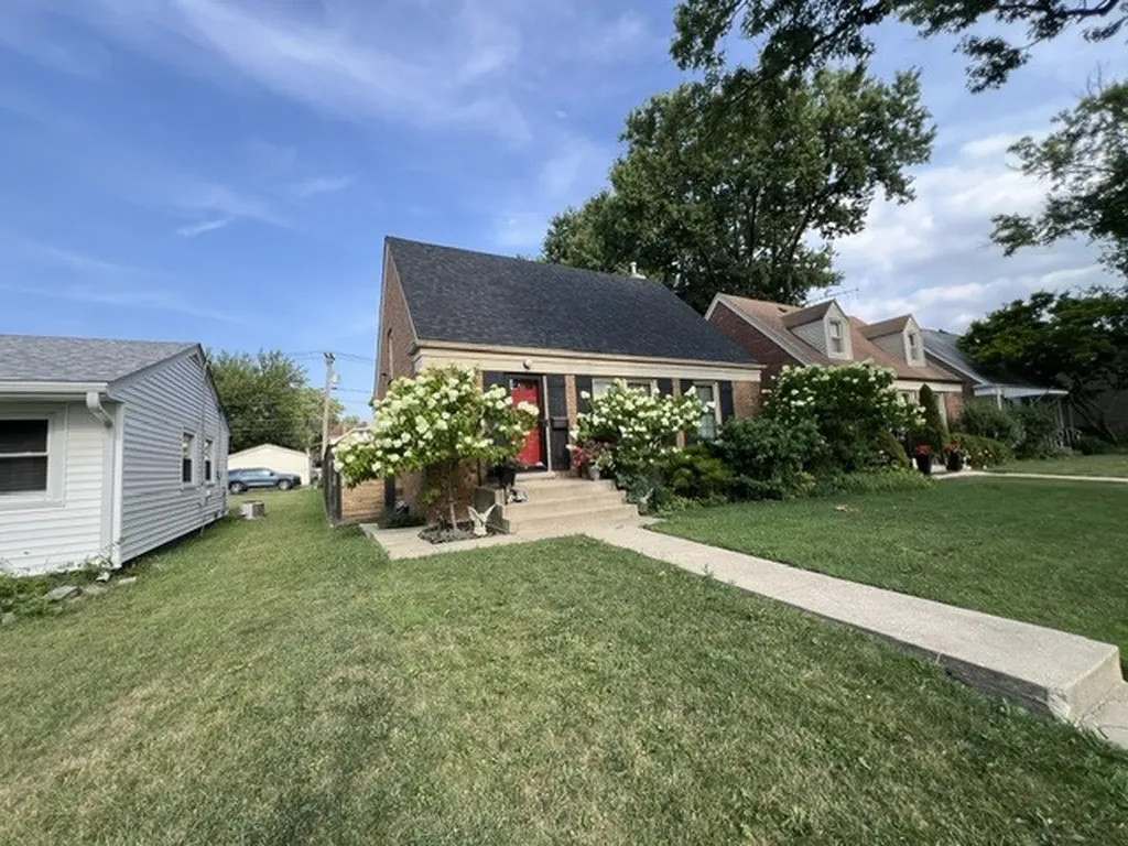 3721 Kemman Avenue Brookfield IL 60513