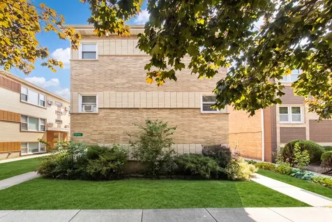 2245 Des Plaines Avenue North Riverside IL 60546